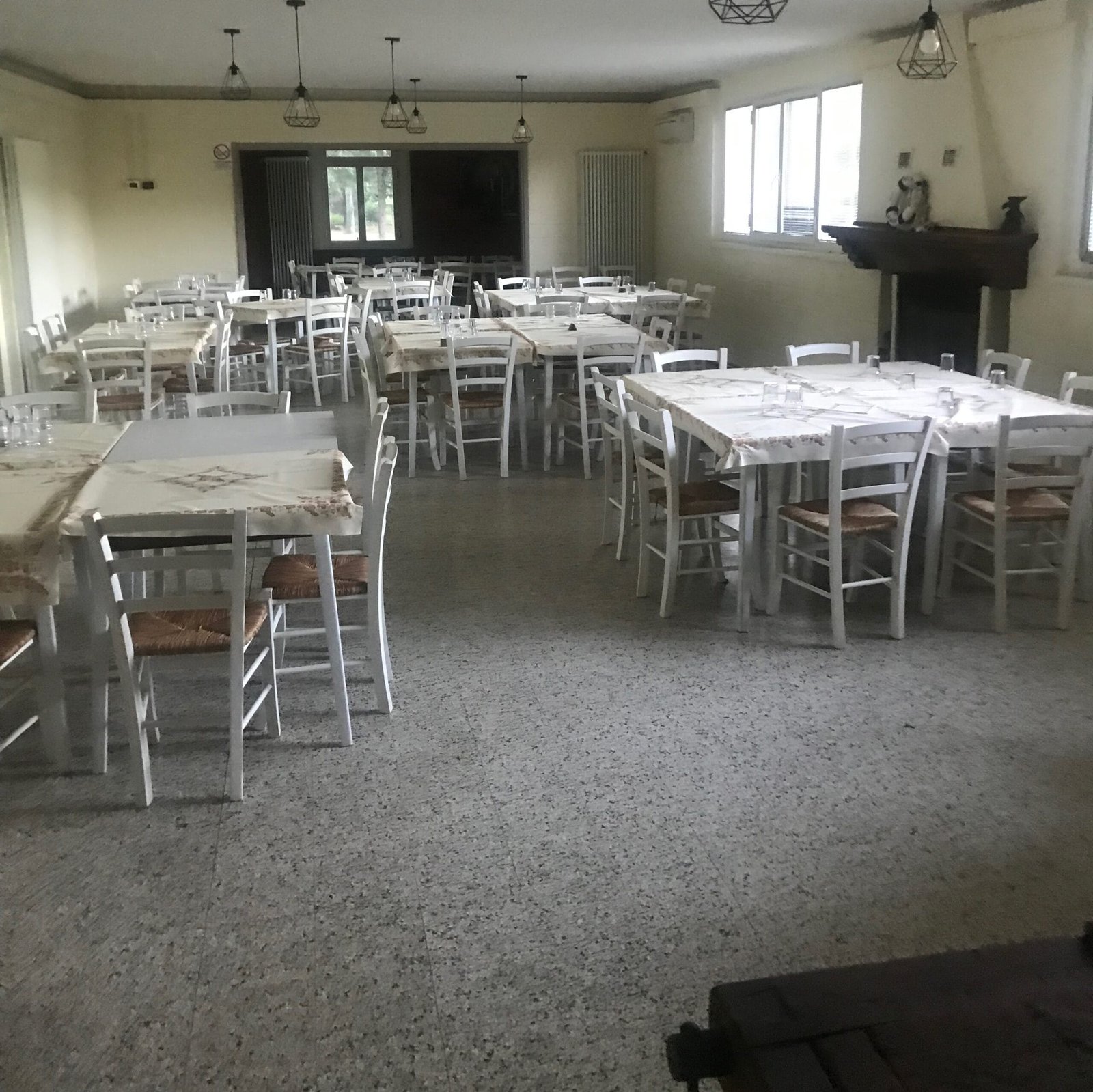 Ampio locale coperto